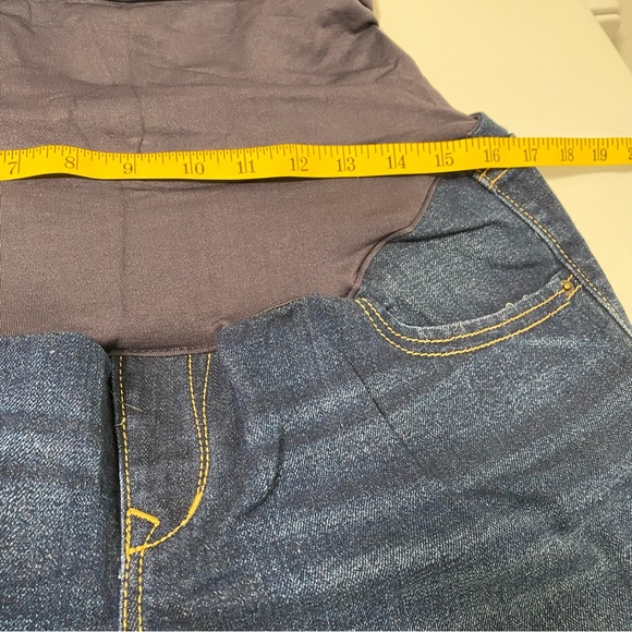 Maternity full panel jean shorts - Picture 8 of 13